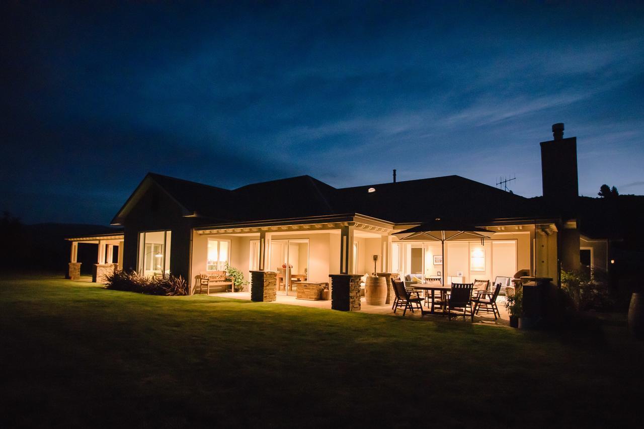 Riverview Terrace Wanaka Exterior photo